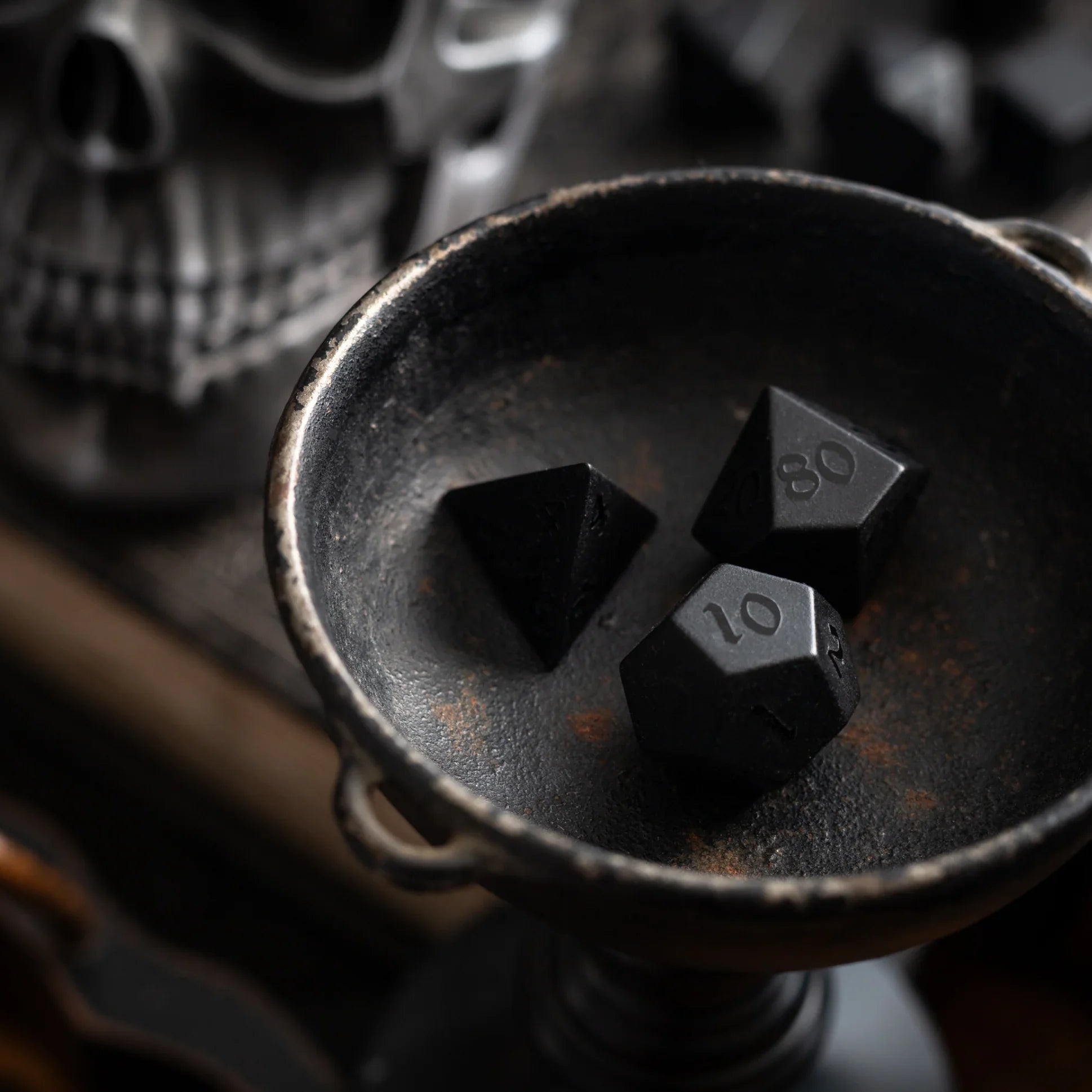 Obsidian Night Dice Set