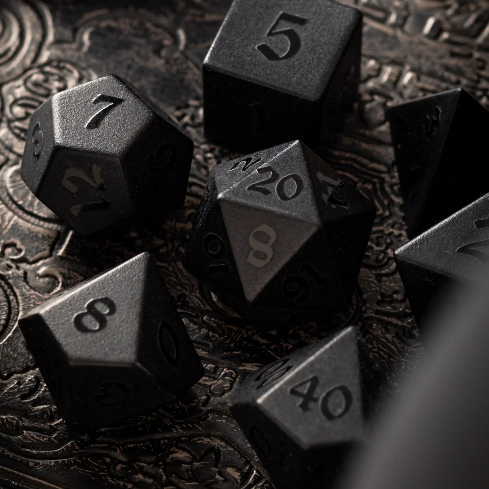 Obsidian Night Dice Set
