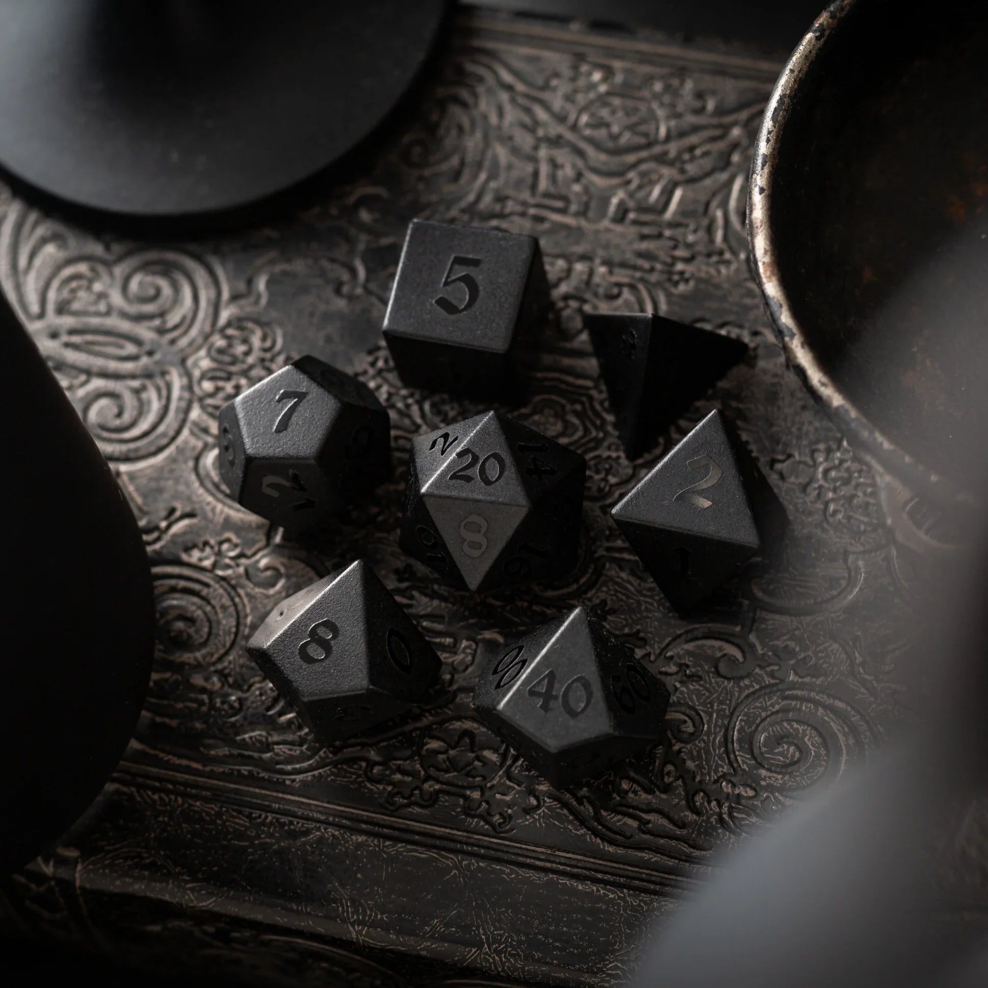 Obsidian Night Dice Set