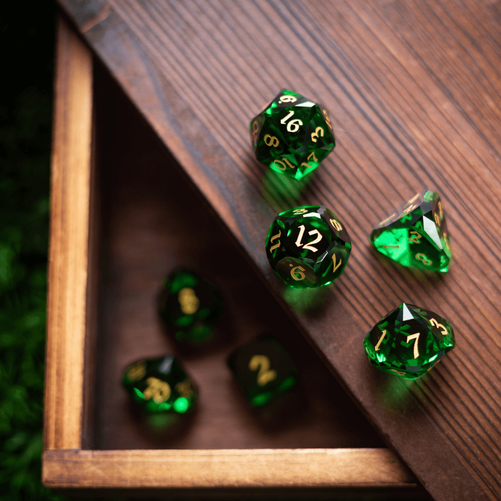 Dwarfcut Emerald Dice Set