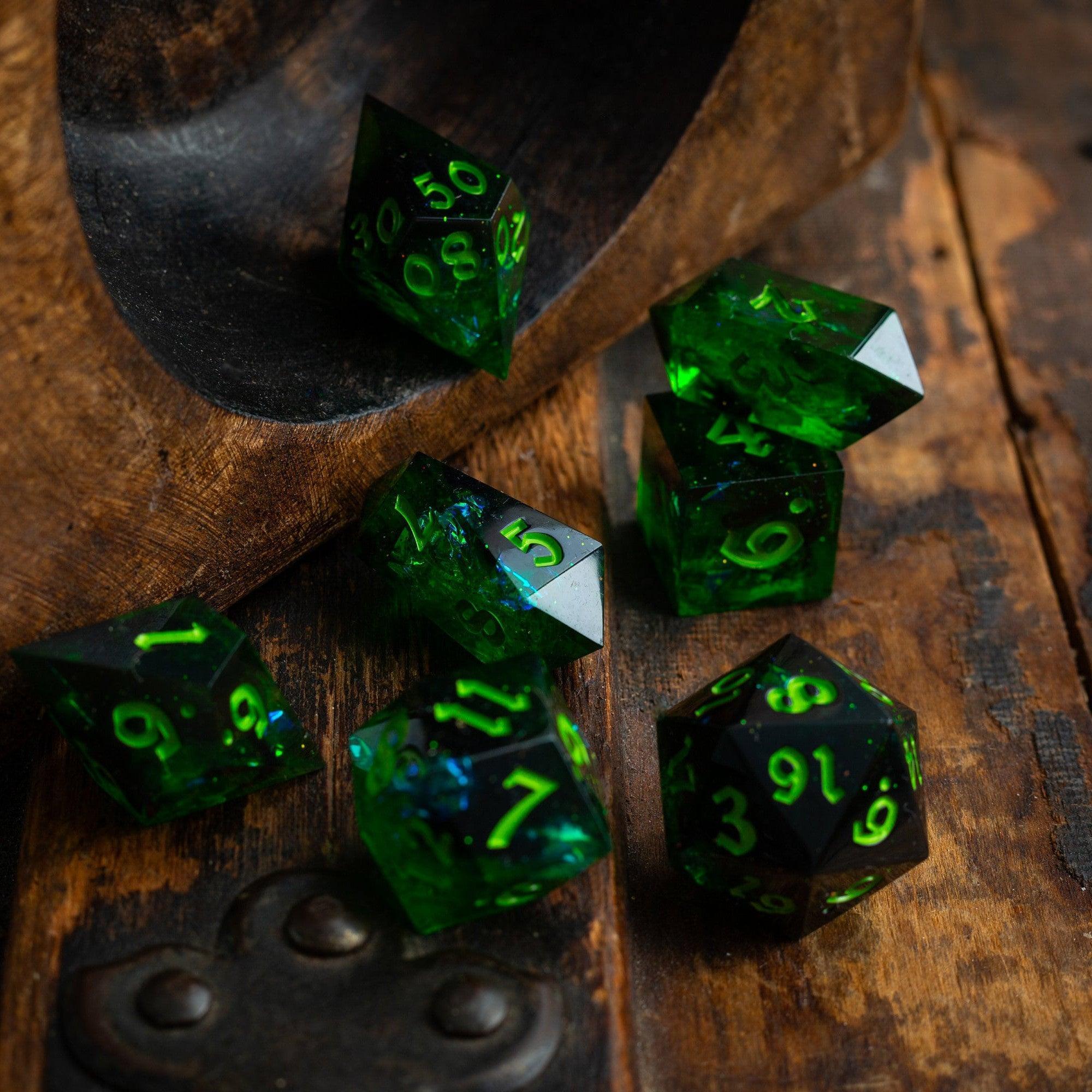 Nox Green Dice Set